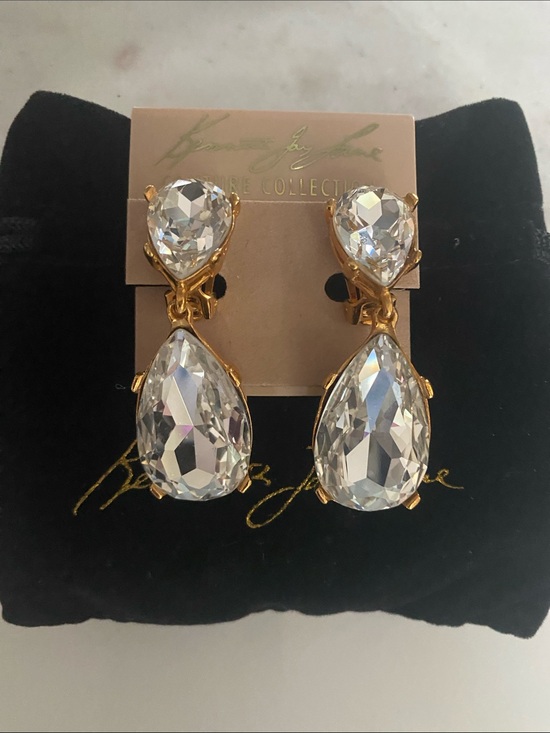Kenneth Jay Lane Jewelry - 😍Kenneth Jay Lane Crystal Double Teardrop Earrings SOLD OUT!